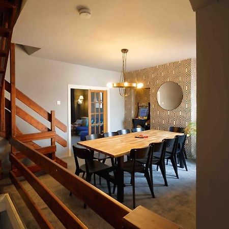 Chester/Handbridge Sleeps 9 + Netflix Hough Green Bagian luar foto