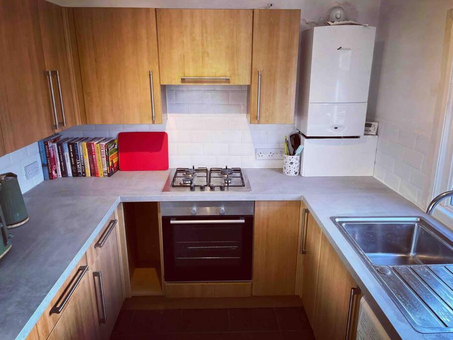 Chester/Handbridge Sleeps 9 + Netflix Hough Green Bagian luar foto