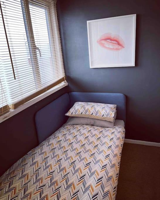 Chester/Handbridge Sleeps 9 + Netflix Hough Green Bagian luar foto