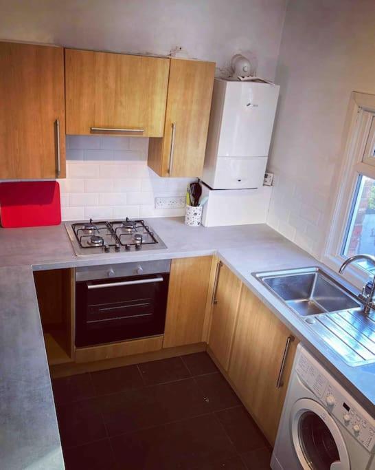 Chester/Handbridge Sleeps 9 + Netflix Hough Green Bagian luar foto
