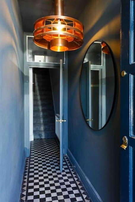 Chester/Handbridge Sleeps 9 + Netflix Hough Green Bagian luar foto